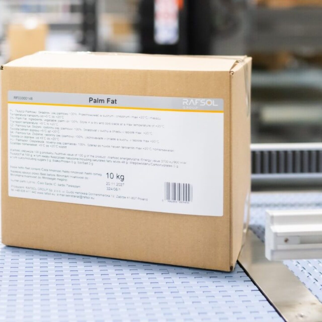 Tłuszcze i frytury w opakowaniach kartonowych, w kartonach