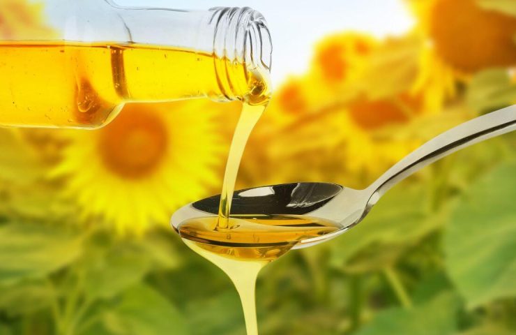 Olej słonecznikowy – właściwości, zastosowanie i smażenie