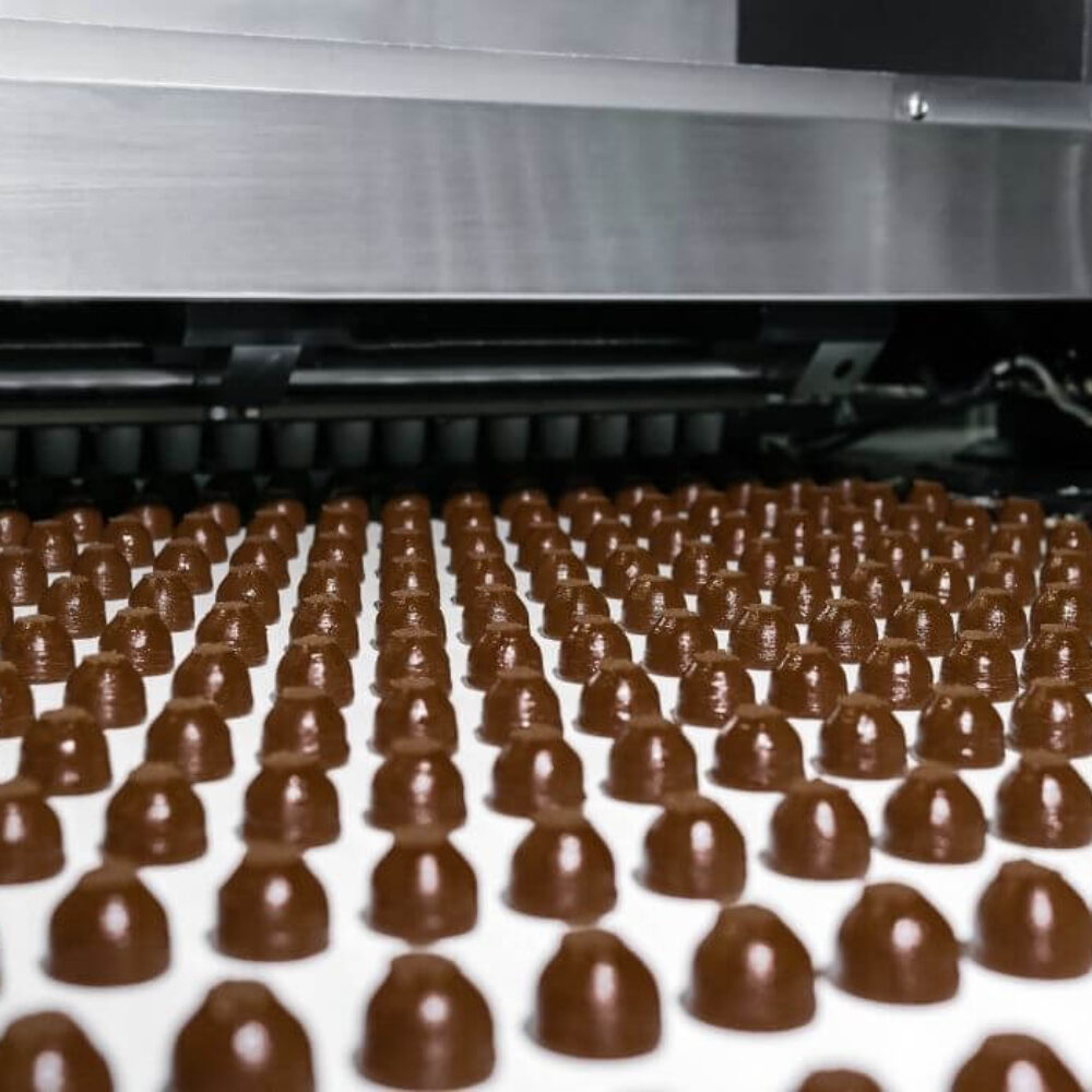 Tłuszcze do polew czekoladowych – CBS i CBE w sprzedaży hurtowej