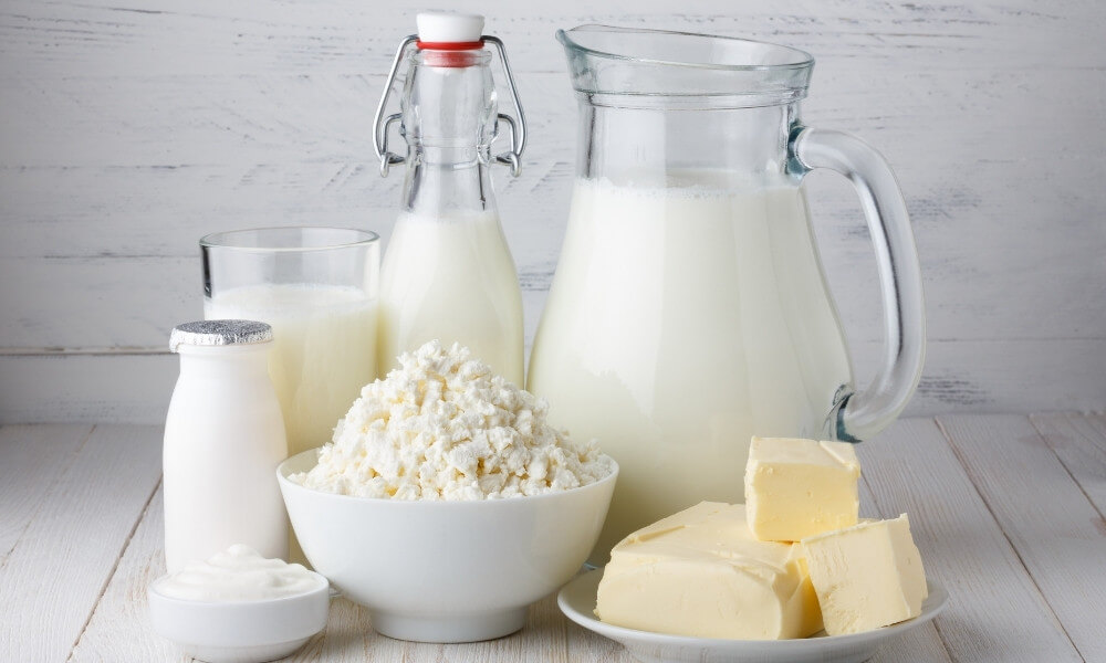 Tłuszcze roślinne w przemyśle mleczarskim – zamienniki sera i śmietany